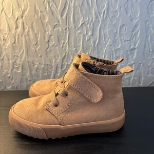 Toddler boys Cat & Jack boots, size 7